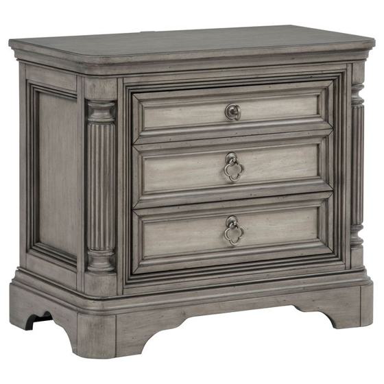 Coaster Cresswell 3-drawer Nightstand