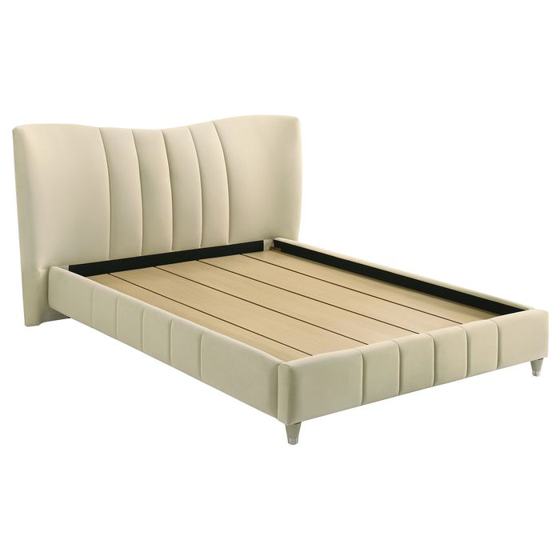 Coaster Evelyn Panel Platform Bed